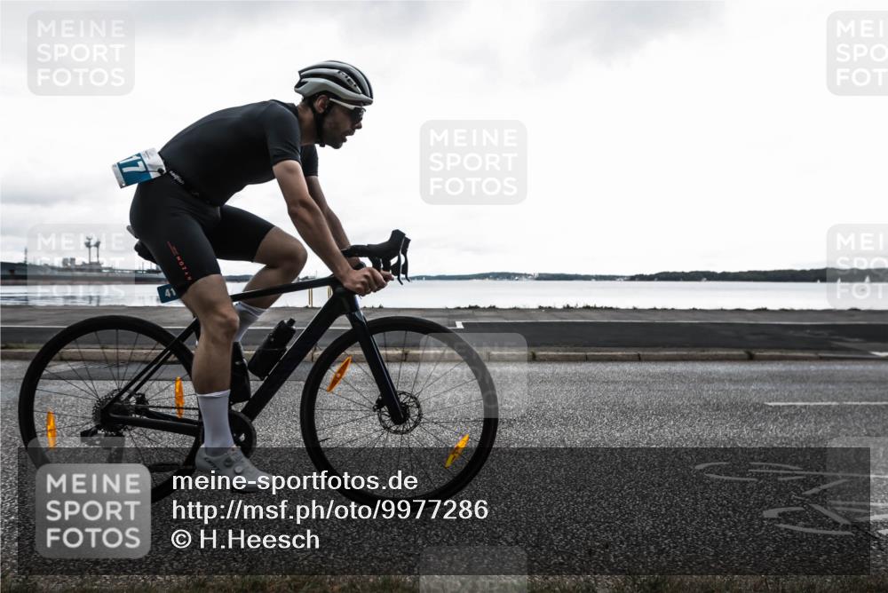 16.08.2026 - KN Förde Triathlon 2026 H.Heesch http://msf.ph/oto/9977286 16.08.2026 11:40:09 Radfahren 417, 427 meine-sportfotos.de
