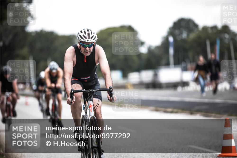 16.08.2026 - KN Förde Triathlon 2026 H.Heesch http://msf.ph/oto/9977292 16.08.2026 11:21:43 Radfahren 323, 342, 347, 365, 377, 426 meine-sportfotos.de