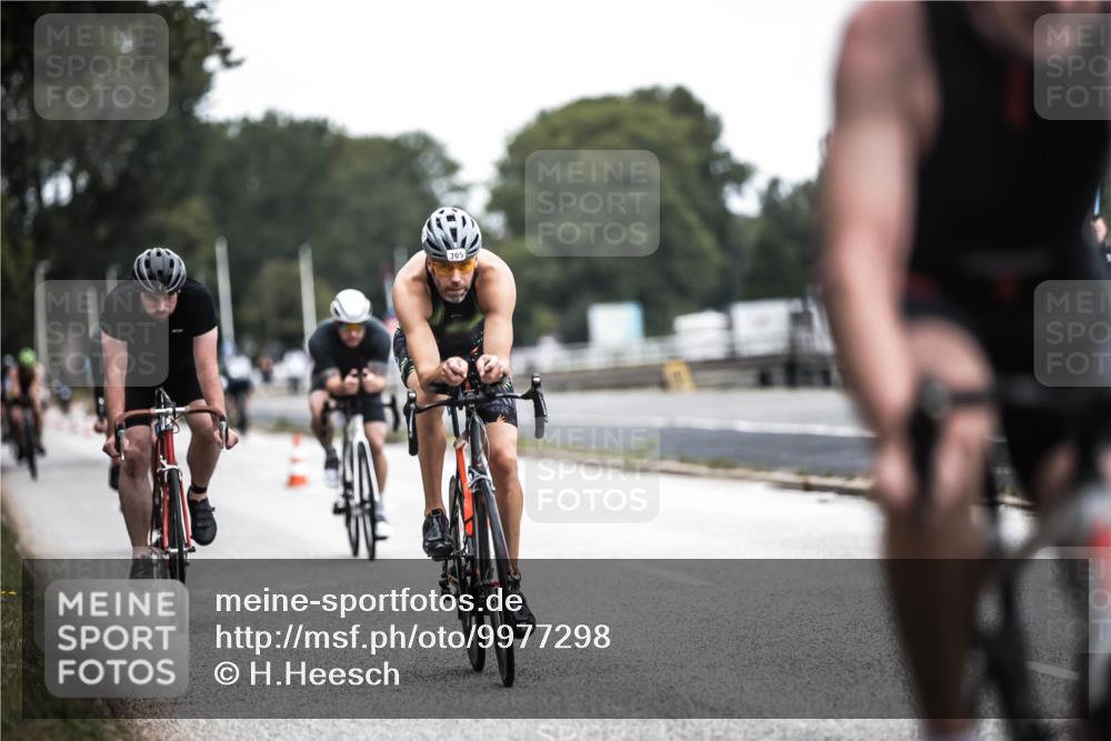 16.08.2026 - KN Förde Triathlon 2026 H.Heesch http://msf.ph/oto/9977298 16.08.2026 11:21:44 Radfahren 323, 342, 347, 365, 377 meine-sportfotos.de