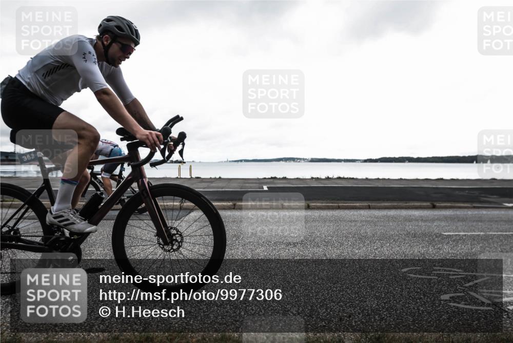 16.08.2026 - KN Förde Triathlon 2026 H.Heesch http://msf.ph/oto/9977306 16.08.2026 11:40:37 Radfahren 389 meine-sportfotos.de