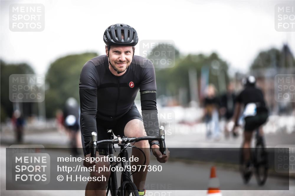16.08.2026 - KN Förde Triathlon 2026 H.Heesch http://msf.ph/oto/9977360 16.08.2026 11:21:47 Radfahren 342, 365, 372, 377, 391 meine-sportfotos.de