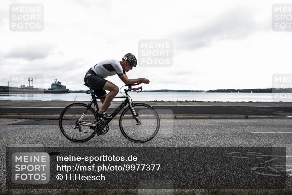 16.08.2026 - KN Förde Triathlon 2026 H.Heesch http://msf.ph/oto/9977377 16.08.2026 11:43:15 Radfahren  meine-sportfotos.de