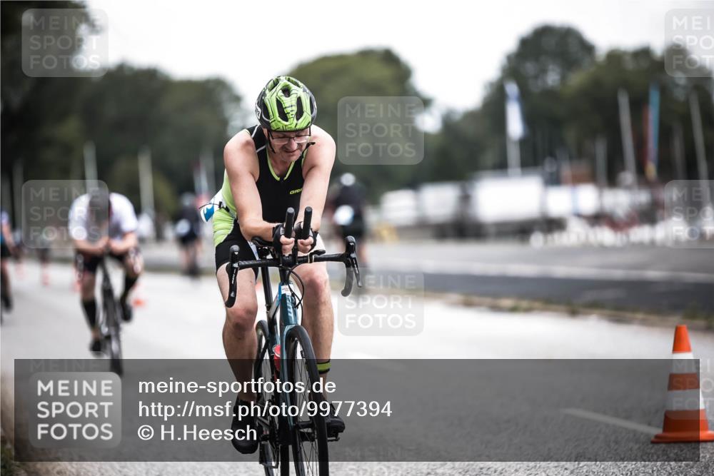 16.08.2026 - KN Förde Triathlon 2026 H.Heesch http://msf.ph/oto/9977394 16.08.2026 11:21:50 Radfahren 372, 391, 438 meine-sportfotos.de