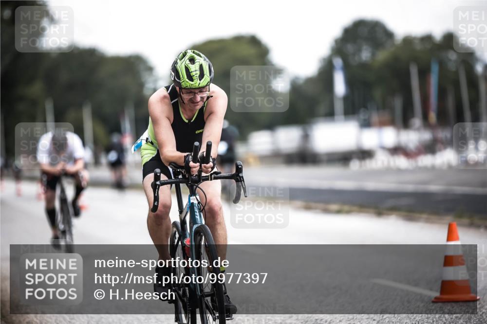 16.08.2026 - KN Förde Triathlon 2026 H.Heesch http://msf.ph/oto/9977397 16.08.2026 11:21:50 Radfahren 372, 391, 438 meine-sportfotos.de