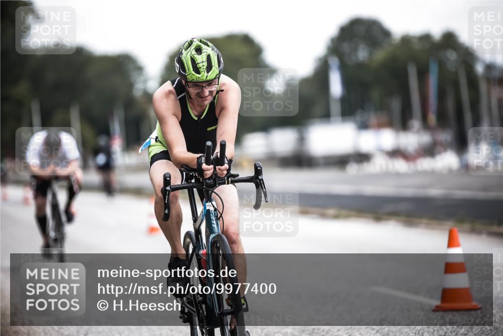 16.08.2026 - KN Förde Triathlon 2026 H.Heesch http://msf.ph/oto/9977400 16.08.2026 11:21:50 Radfahren 372, 391, 438 meine-sportfotos.de