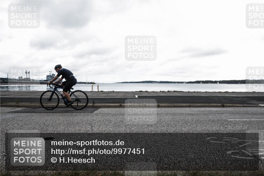 16.08.2026 - KN Förde Triathlon 2026 H.Heesch http://msf.ph/oto/9977451 16.08.2026 11:46:49 Radfahren  meine-sportfotos.de