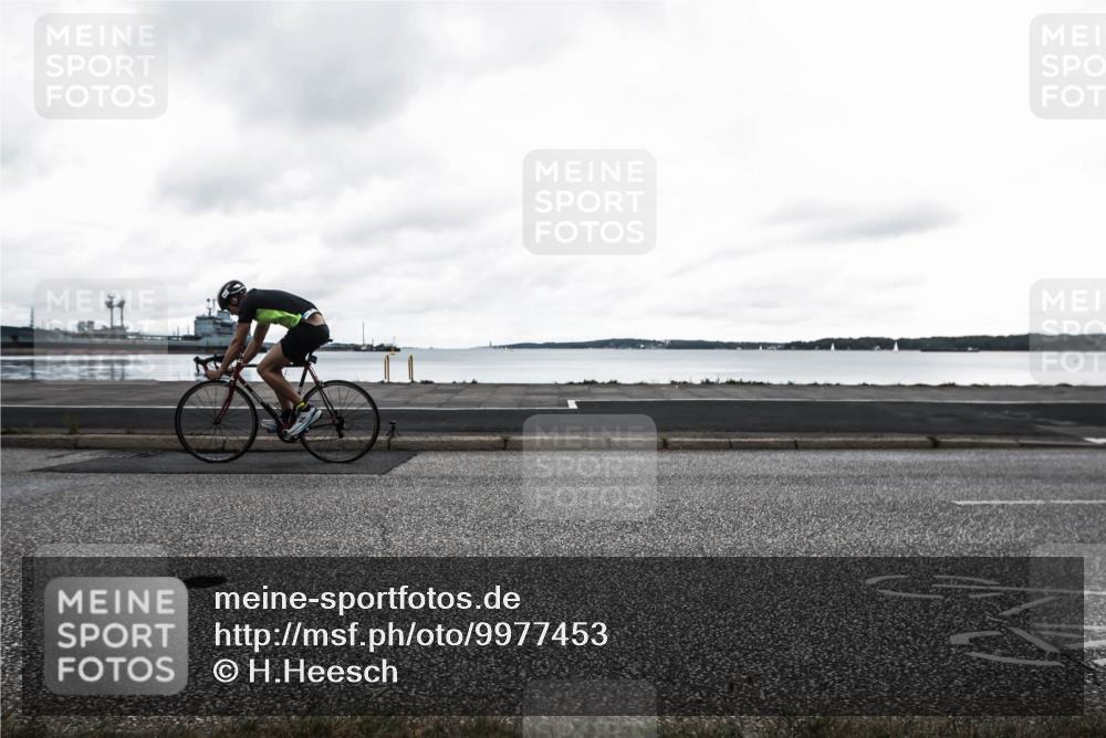 16.08.2026 - KN Förde Triathlon 2026 H.Heesch http://msf.ph/oto/9977453 16.08.2026 11:47:07 Radfahren  meine-sportfotos.de