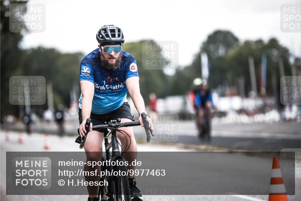 16.08.2026 - KN Förde Triathlon 2026 H.Heesch http://msf.ph/oto/9977463 16.08.2026 11:21:55 Radfahren 391, 438 meine-sportfotos.de