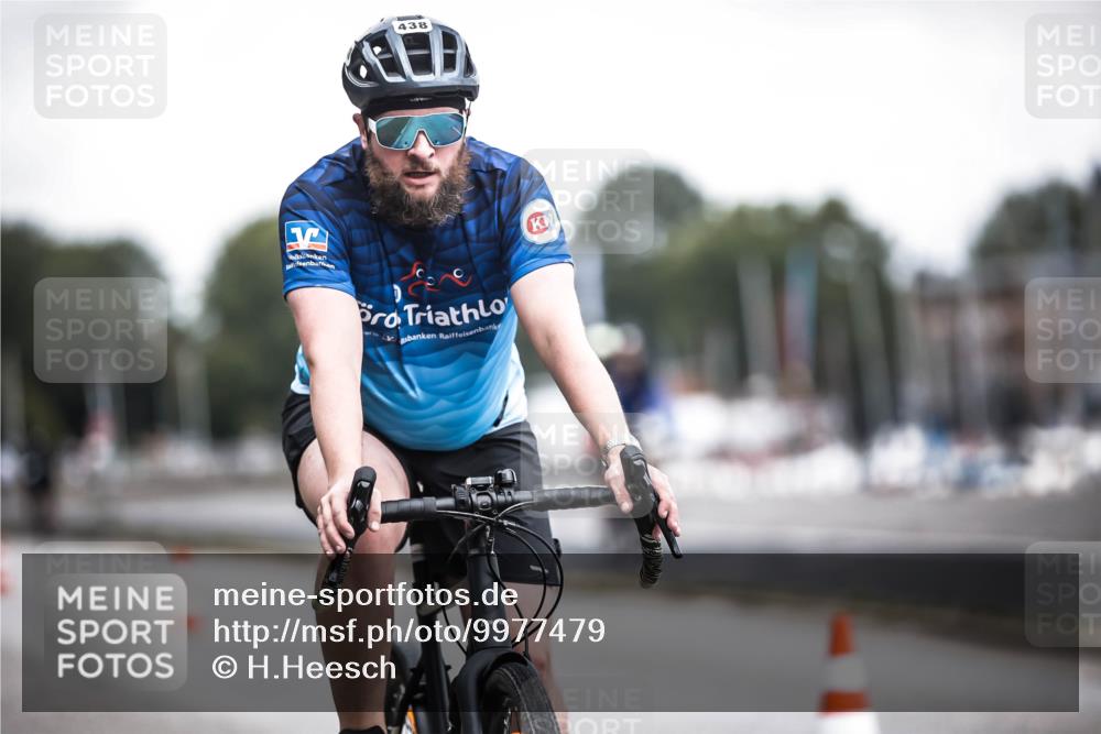 16.08.2026 - KN Förde Triathlon 2026 H.Heesch http://msf.ph/oto/9977479 16.08.2026 11:21:55 Radfahren 391, 438 meine-sportfotos.de