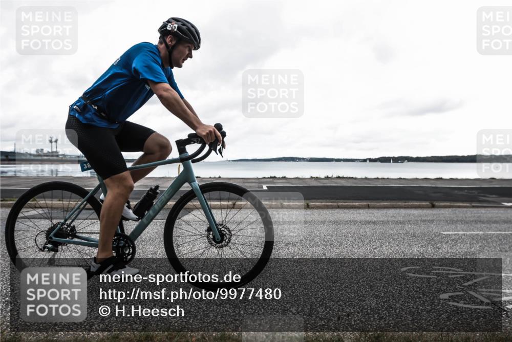 16.08.2026 - KN Förde Triathlon 2026 H.Heesch http://msf.ph/oto/9977480 16.08.2026 11:48:34 Radfahren  meine-sportfotos.de