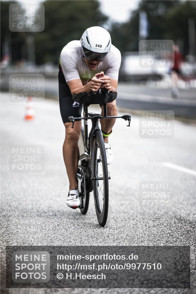 16.08.2026 - KN Förde Triathlon 2026 H.Heesch http://msf.ph/oto/9977510 16.08.2026 11:22:02 Radfahren 340, 376, 393, 401 meine-sportfotos.de