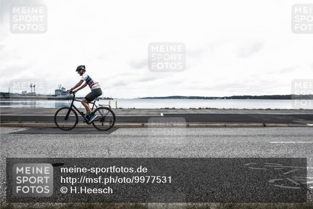 16.08.2026 - KN Förde Triathlon 2026 H.Heesch http://msf.ph/oto/9977531 16.08.2026 11:51:20 Radfahren 425 meine-sportfotos.de