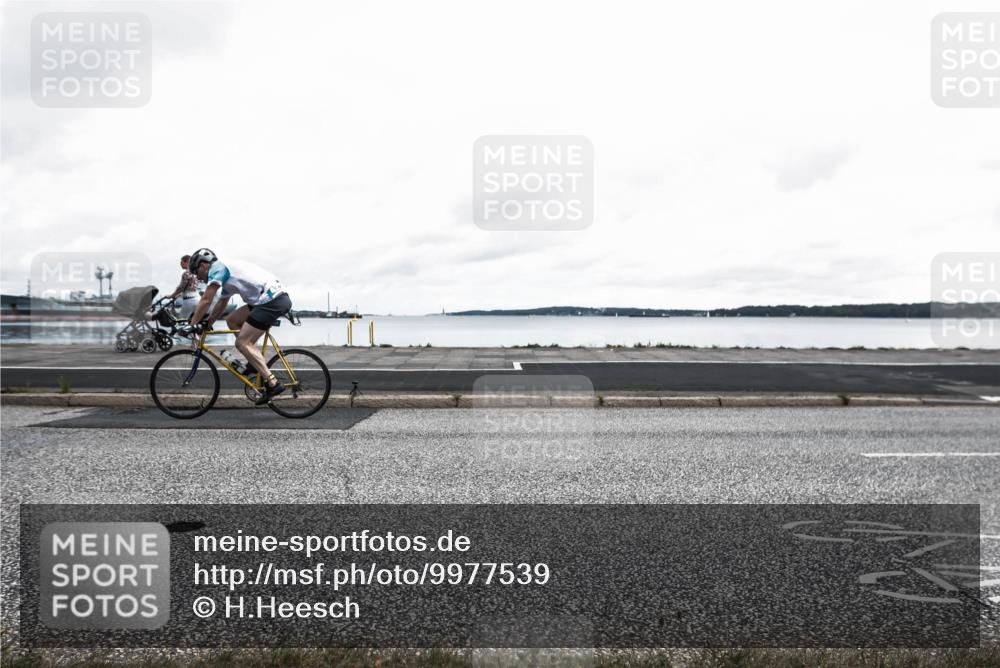 16.08.2026 - KN Förde Triathlon 2026 H.Heesch http://msf.ph/oto/9977539 16.08.2026 11:52:05 Radfahren  meine-sportfotos.de
