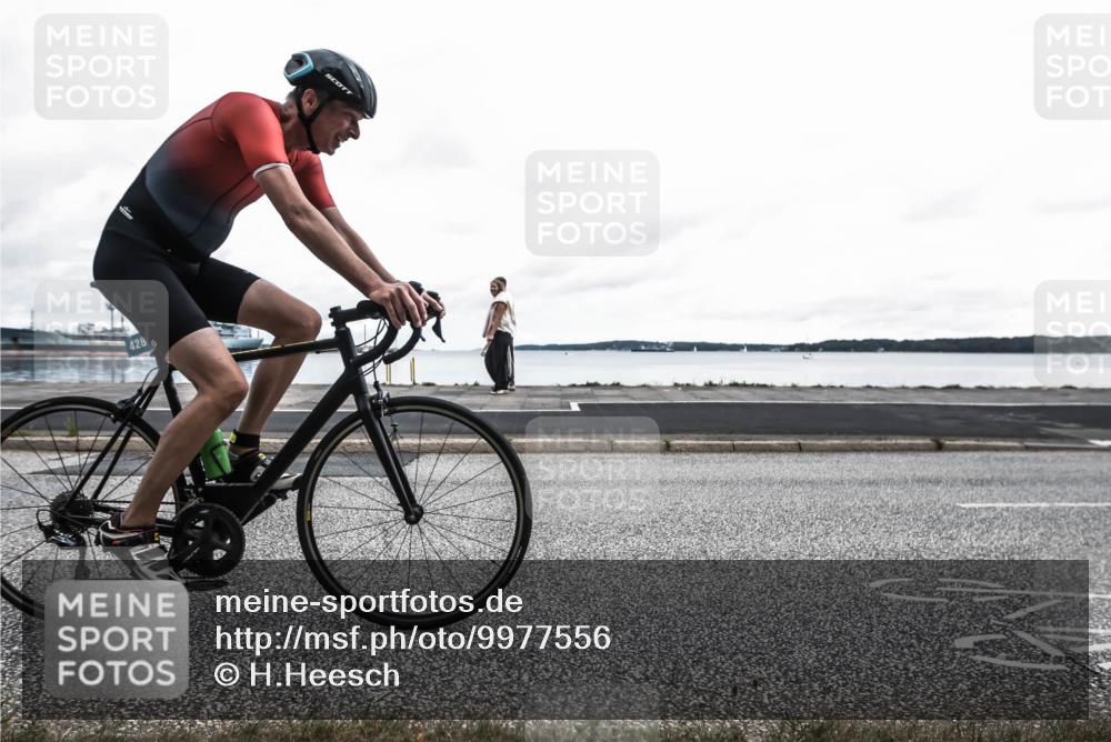 16.08.2026 - KN Förde Triathlon 2026 H.Heesch http://msf.ph/oto/9977556 16.08.2026 11:53:50 Radfahren 438 meine-sportfotos.de