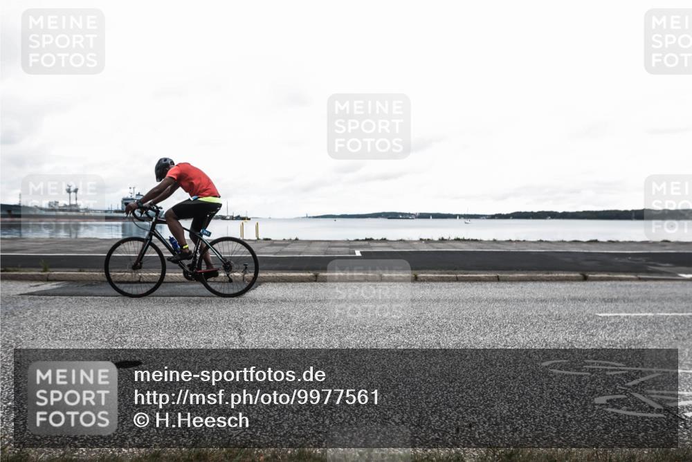 16.08.2026 - KN Förde Triathlon 2026 H.Heesch http://msf.ph/oto/9977561 16.08.2026 11:54:09 Radfahren  meine-sportfotos.de