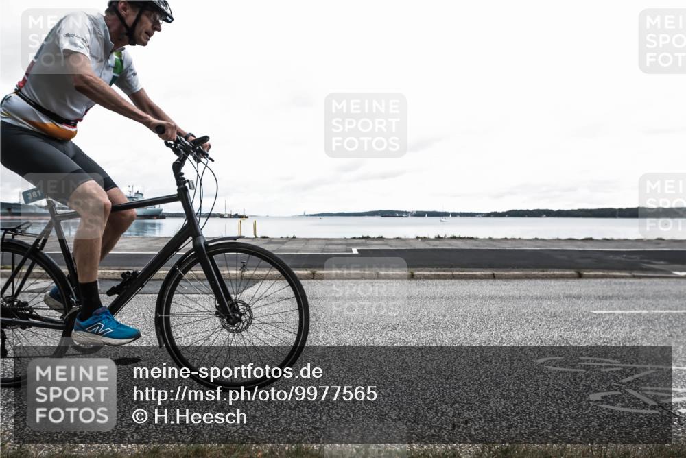 16.08.2026 - KN Förde Triathlon 2026 H.Heesch http://msf.ph/oto/9977565 16.08.2026 11:54:20 Radfahren  meine-sportfotos.de