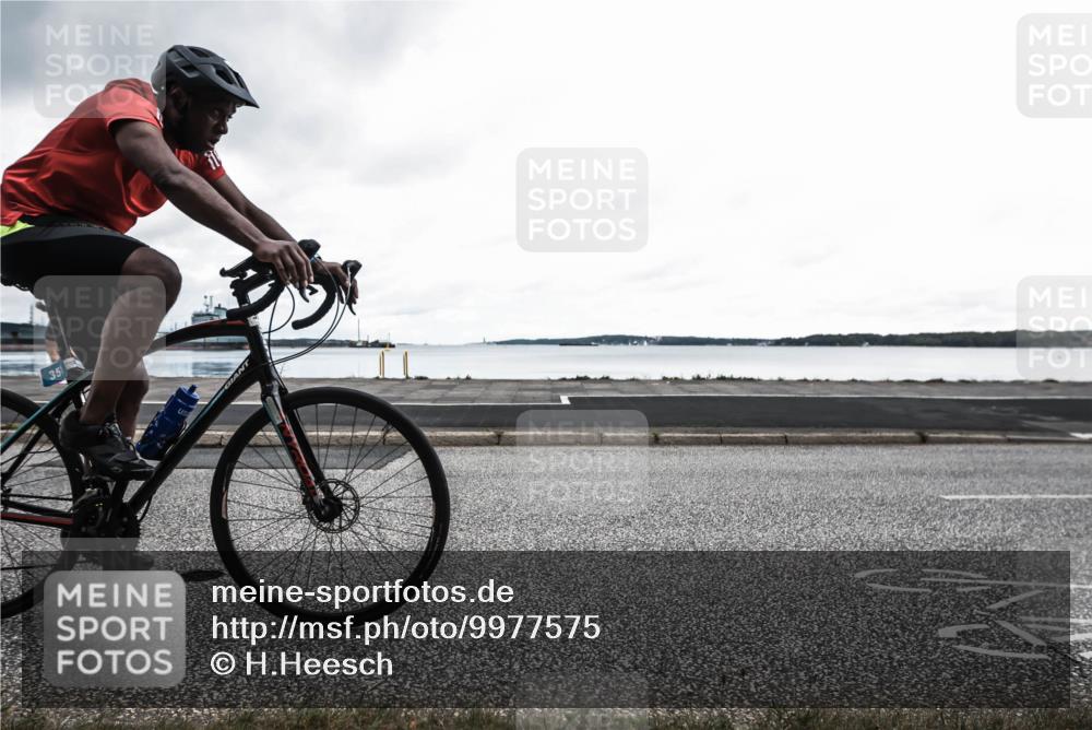 16.08.2026 - KN Förde Triathlon 2026 H.Heesch http://msf.ph/oto/9977575 16.08.2026 11:57:20 Radfahren  meine-sportfotos.de