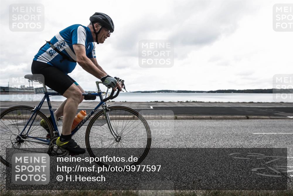 16.08.2026 - KN Förde Triathlon 2026 H.Heesch http://msf.ph/oto/9977597 16.08.2026 12:01:02 Radfahren  meine-sportfotos.de