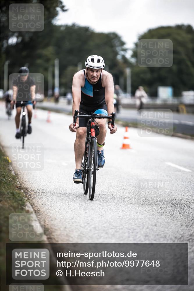 16.08.2026 - KN Förde Triathlon 2026 H.Heesch http://msf.ph/oto/9977648 16.08.2026 11:22:31 Radfahren 307, 315, 325, 368, 369, 389, 409, 415 meine-sportfotos.de