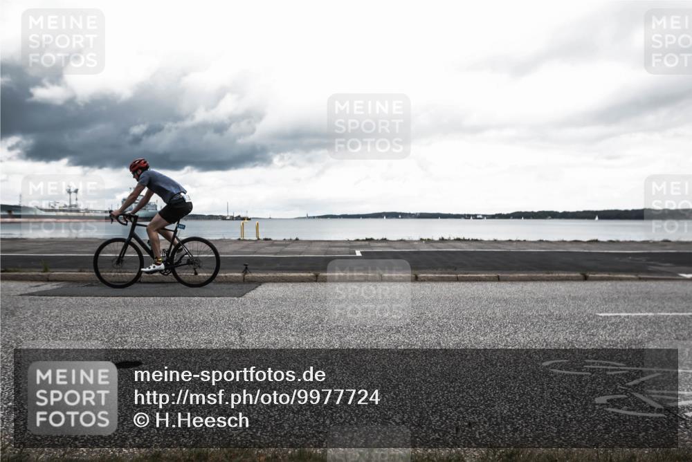 16.08.2026 - KN Förde Triathlon 2026 H.Heesch http://msf.ph/oto/9977724 16.08.2026 12:49:31 Radfahren 501, 528, 531, 540, 542 meine-sportfotos.de