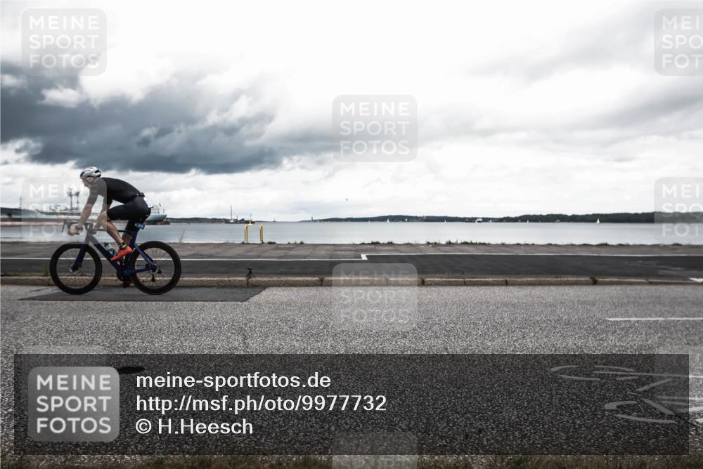 16.08.2026 - KN Förde Triathlon 2026 H.Heesch http://msf.ph/oto/9977732 16.08.2026 12:49:41 Radfahren 551, 552 meine-sportfotos.de