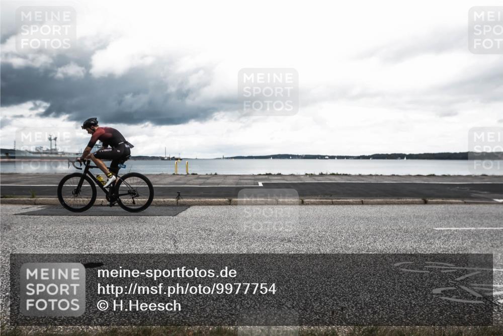 16.08.2026 - KN Förde Triathlon 2026 H.Heesch http://msf.ph/oto/9977754 16.08.2026 12:50:16 Radfahren 558 meine-sportfotos.de