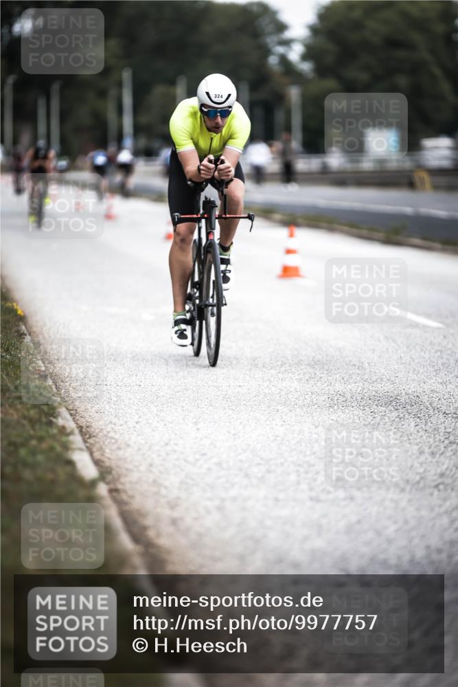 16.08.2026 - KN Förde Triathlon 2026 H.Heesch http://msf.ph/oto/9977757 16.08.2026 11:22:45 Radfahren 324, 337, 341, 363, 373 meine-sportfotos.de