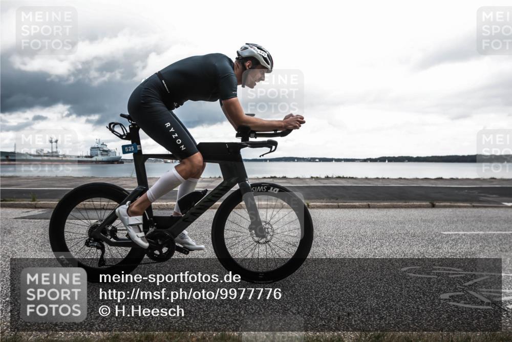 16.08.2026 - KN Förde Triathlon 2026 H.Heesch http://msf.ph/oto/9977776 16.08.2026 12:51:02 Radfahren 524, 525, 556, 588 meine-sportfotos.de