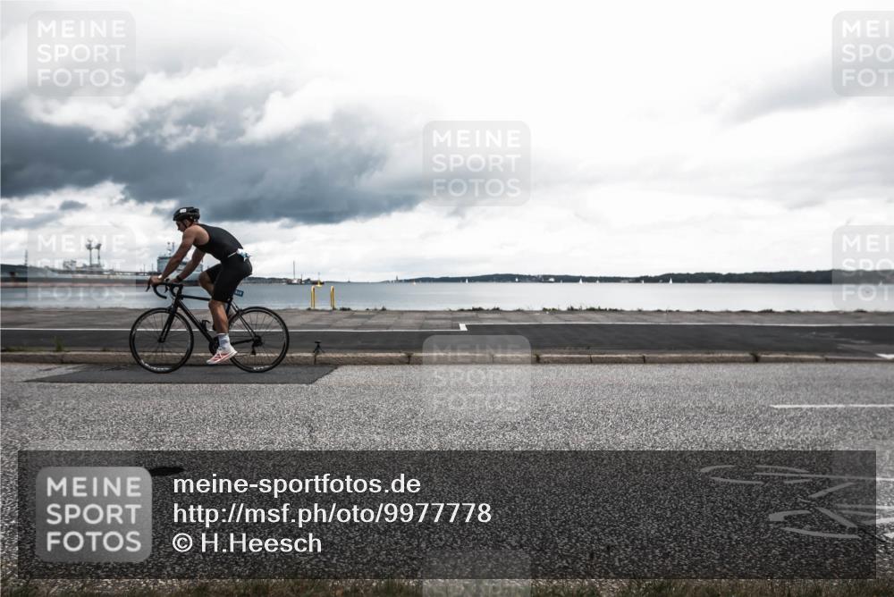 16.08.2026 - KN Förde Triathlon 2026 H.Heesch http://msf.ph/oto/9977778 16.08.2026 12:51:06 Radfahren 522, 524, 544, 547, 556, 588 meine-sportfotos.de