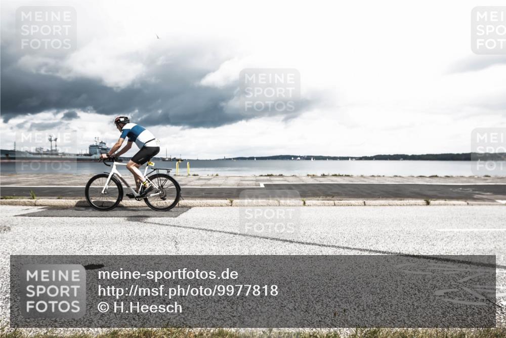 16.08.2026 - KN Förde Triathlon 2026 H.Heesch http://msf.ph/oto/9977818 16.08.2026 12:52:20 Radfahren 541, 553, 598 meine-sportfotos.de