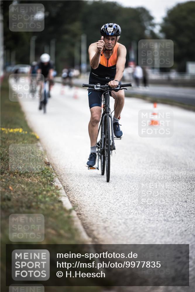 16.08.2026 - KN Förde Triathlon 2026 H.Heesch http://msf.ph/oto/9977835 16.08.2026 11:22:57 Radfahren 327, 388, 439 meine-sportfotos.de