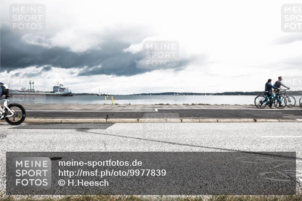 16.08.2026 - KN Förde Triathlon 2026 H.Heesch http://msf.ph/oto/9977839 16.08.2026 12:52:40 Radfahren 533, 555, 558 meine-sportfotos.de