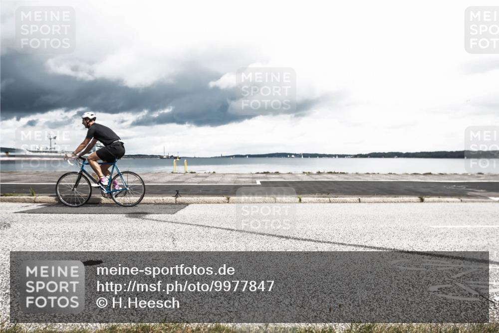 16.08.2026 - KN Förde Triathlon 2026 H.Heesch http://msf.ph/oto/9977847 16.08.2026 12:52:52 Radfahren 504, 538, 562, 580, 705, 710 meine-sportfotos.de