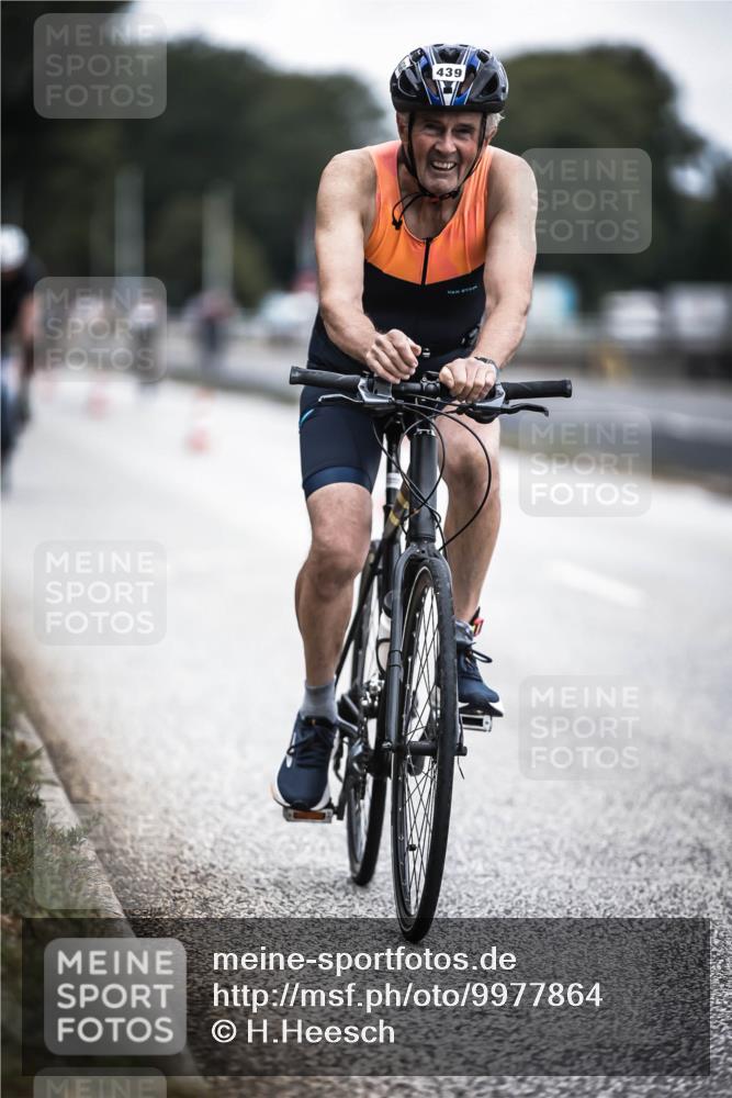 16.08.2026 - KN Förde Triathlon 2026 H.Heesch http://msf.ph/oto/9977864 16.08.2026 11:22:58 Radfahren 388, 439 meine-sportfotos.de