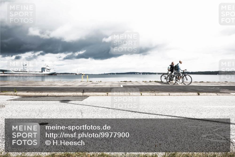 16.08.2026 - KN Förde Triathlon 2026 H.Heesch http://msf.ph/oto/9977900 16.08.2026 12:53:09 Radfahren 559, 701 meine-sportfotos.de