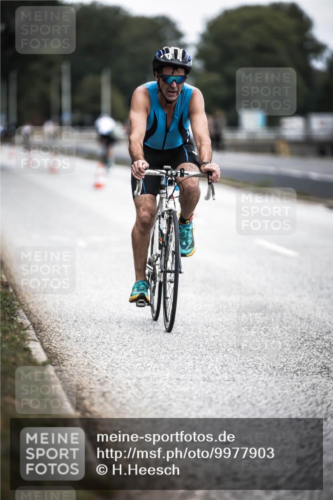 16.08.2026 - KN Förde Triathlon 2026 H.Heesch http://msf.ph/oto/9977903 16.08.2026 11:23:03 Radfahren 357, 388, 399 meine-sportfotos.de