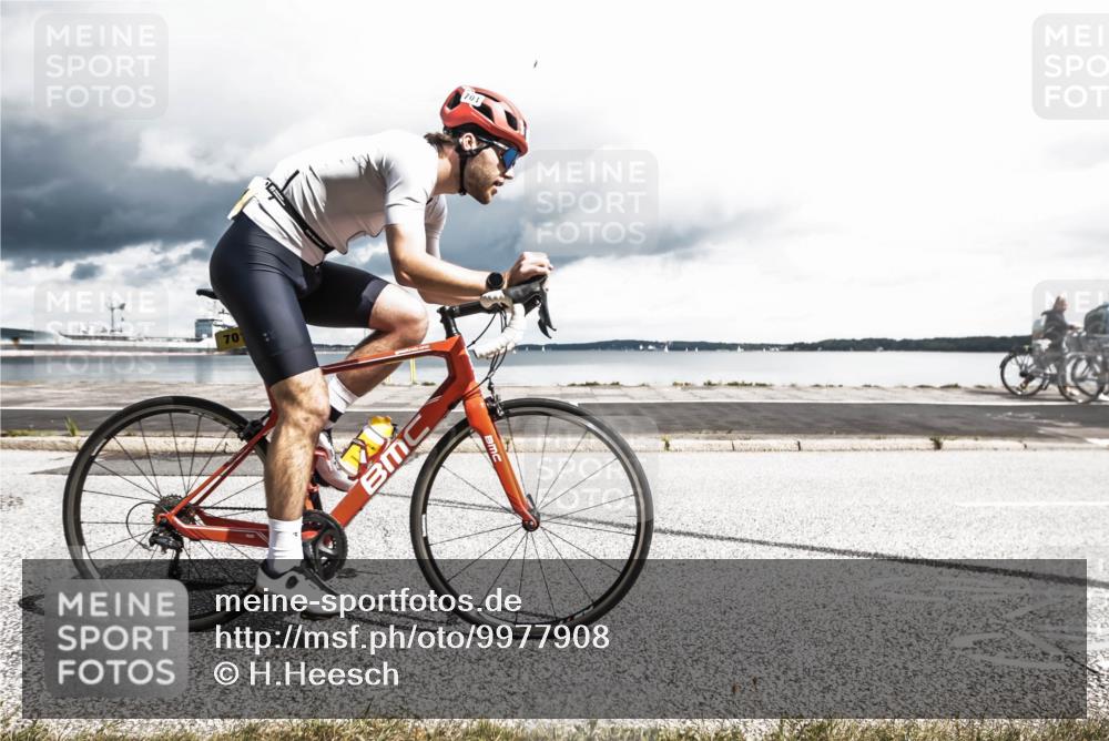 16.08.2026 - KN Förde Triathlon 2026 H.Heesch http://msf.ph/oto/9977908 16.08.2026 12:53:12 Radfahren 561, 701 meine-sportfotos.de