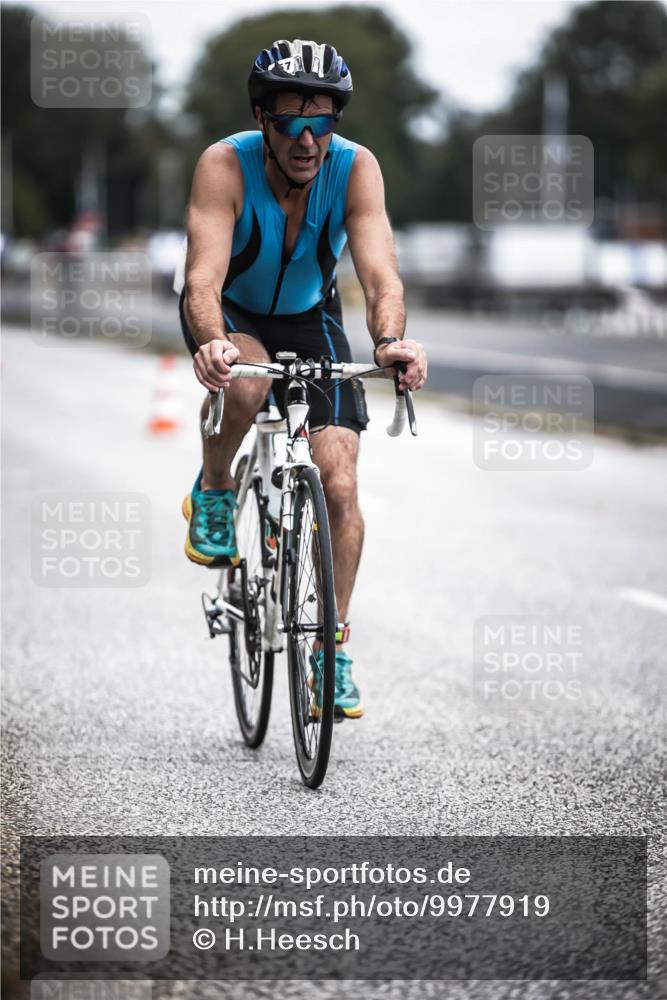16.08.2026 - KN Förde Triathlon 2026 H.Heesch http://msf.ph/oto/9977919 16.08.2026 11:23:03 Radfahren 357, 388, 399 meine-sportfotos.de