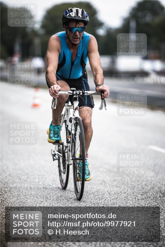 16.08.2026 - KN Förde Triathlon 2026 H.Heesch http://msf.ph/oto/9977921 16.08.2026 11:23:03 Radfahren 357, 388, 399 meine-sportfotos.de