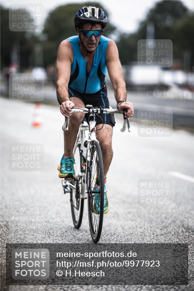 16.08.2026 - KN Förde Triathlon 2026 H.Heesch http://msf.ph/oto/9977923 16.08.2026 11:23:03 Radfahren 357, 388, 399 meine-sportfotos.de