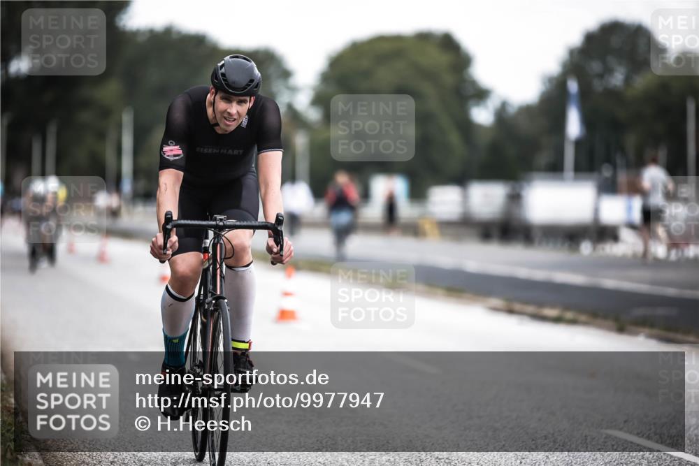 16.08.2026 - KN Förde Triathlon 2026 H.Heesch http://msf.ph/oto/9977947 16.08.2026 11:23:11 Radfahren 309, 386, 398, 399 meine-sportfotos.de