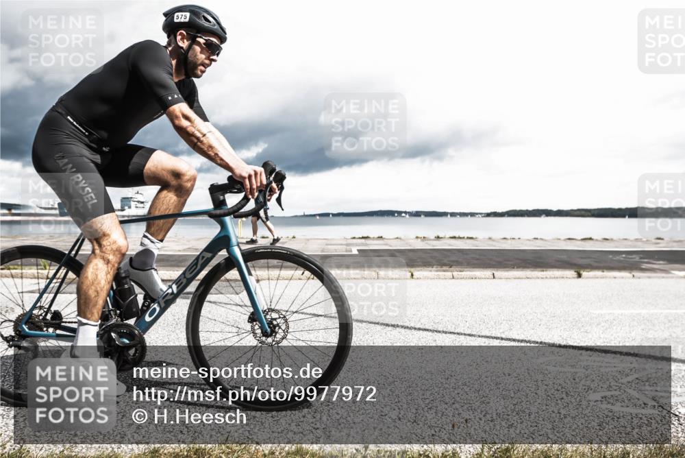 16.08.2026 - KN Förde Triathlon 2026 H.Heesch http://msf.ph/oto/9977972 16.08.2026 12:53:37 Radfahren 544, 575 meine-sportfotos.de