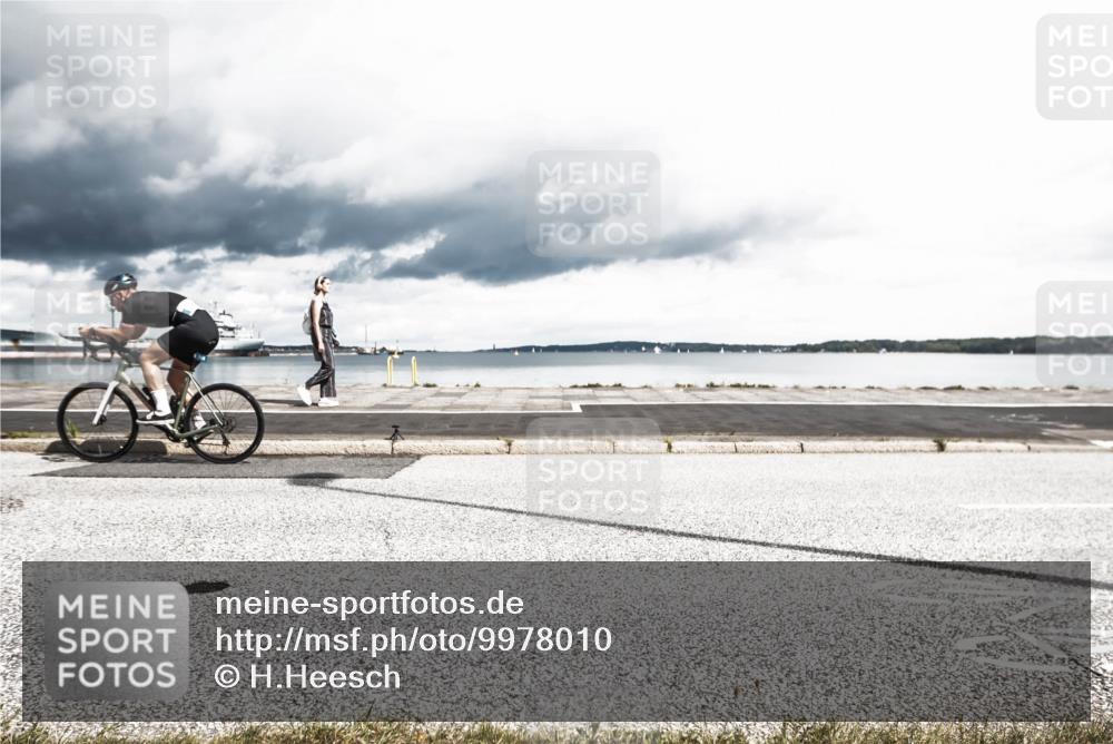 16.08.2026 - KN Förde Triathlon 2026 H.Heesch http://msf.ph/oto/9978010 16.08.2026 12:53:51 Radfahren 573, 585 meine-sportfotos.de