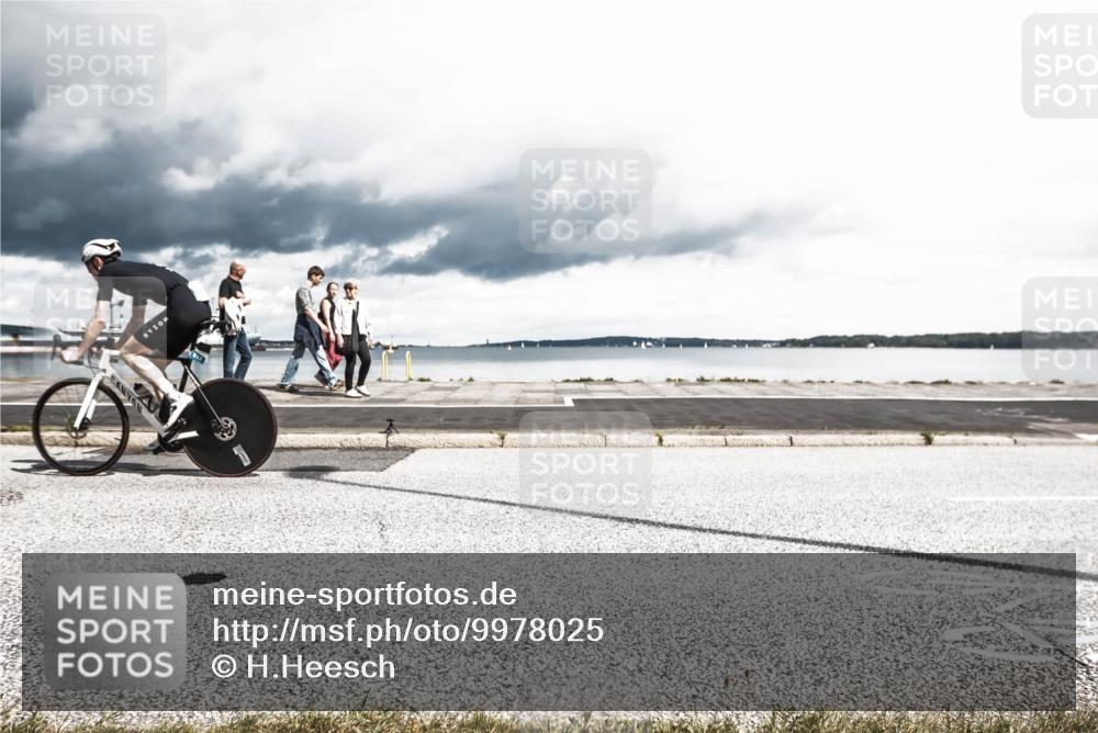 16.08.2026 - KN Förde Triathlon 2026 H.Heesch http://msf.ph/oto/9978025 16.08.2026 12:54:04 Radfahren 512, 549, 574 meine-sportfotos.de