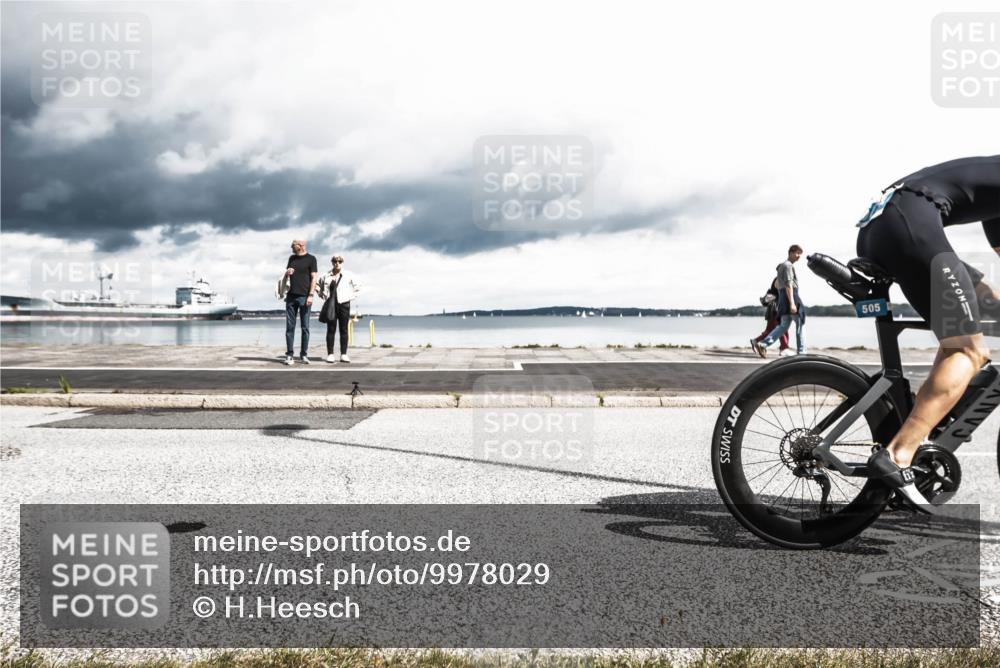 16.08.2026 - KN Förde Triathlon 2026 H.Heesch http://msf.ph/oto/9978029 16.08.2026 12:54:11 Radfahren 505, 545, 703 meine-sportfotos.de