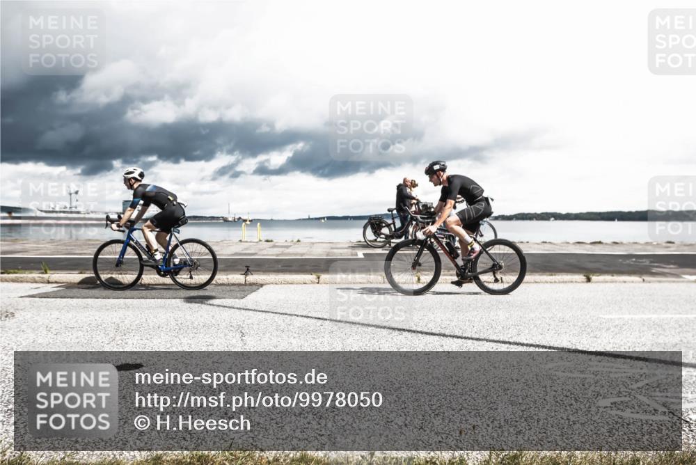 16.08.2026 - KN Förde Triathlon 2026 H.Heesch http://msf.ph/oto/9978050 16.08.2026 12:54:41 Radfahren 503, 568, 583 meine-sportfotos.de