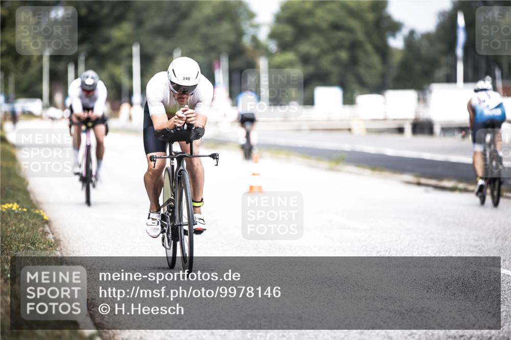 16.08.2026 - KN Förde Triathlon 2026 H.Heesch http://msf.ph/oto/9978146 16.08.2026 11:30:50 Radfahren 353 meine-sportfotos.de