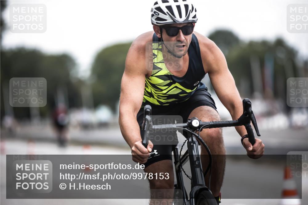 16.08.2026 - KN Förde Triathlon 2026 H.Heesch http://msf.ph/oto/9978153 16.08.2026 11:23:37 Radfahren 320, 364, 410, 421 meine-sportfotos.de