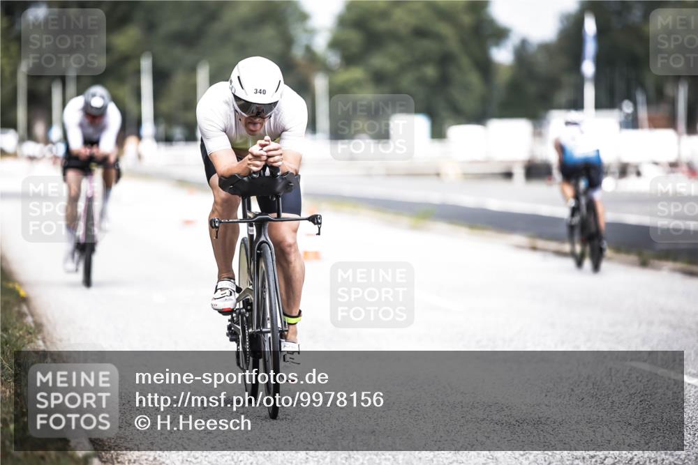 16.08.2026 - KN Förde Triathlon 2026 H.Heesch http://msf.ph/oto/9978156 16.08.2026 11:30:50 Radfahren 353 meine-sportfotos.de