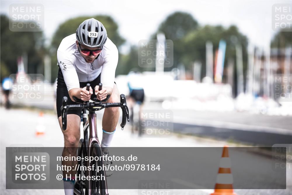 16.08.2026 - KN Förde Triathlon 2026 H.Heesch http://msf.ph/oto/9978184 16.08.2026 11:30:52 Radfahren 353 meine-sportfotos.de